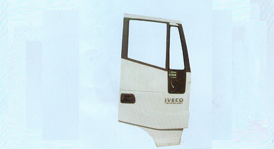 杰獅保險杠總成